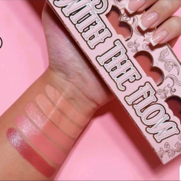 Plouise Glow with the Flow Spring Fling Cream Blush Palette 5 Colors P. Louise - Picture 3 of 8